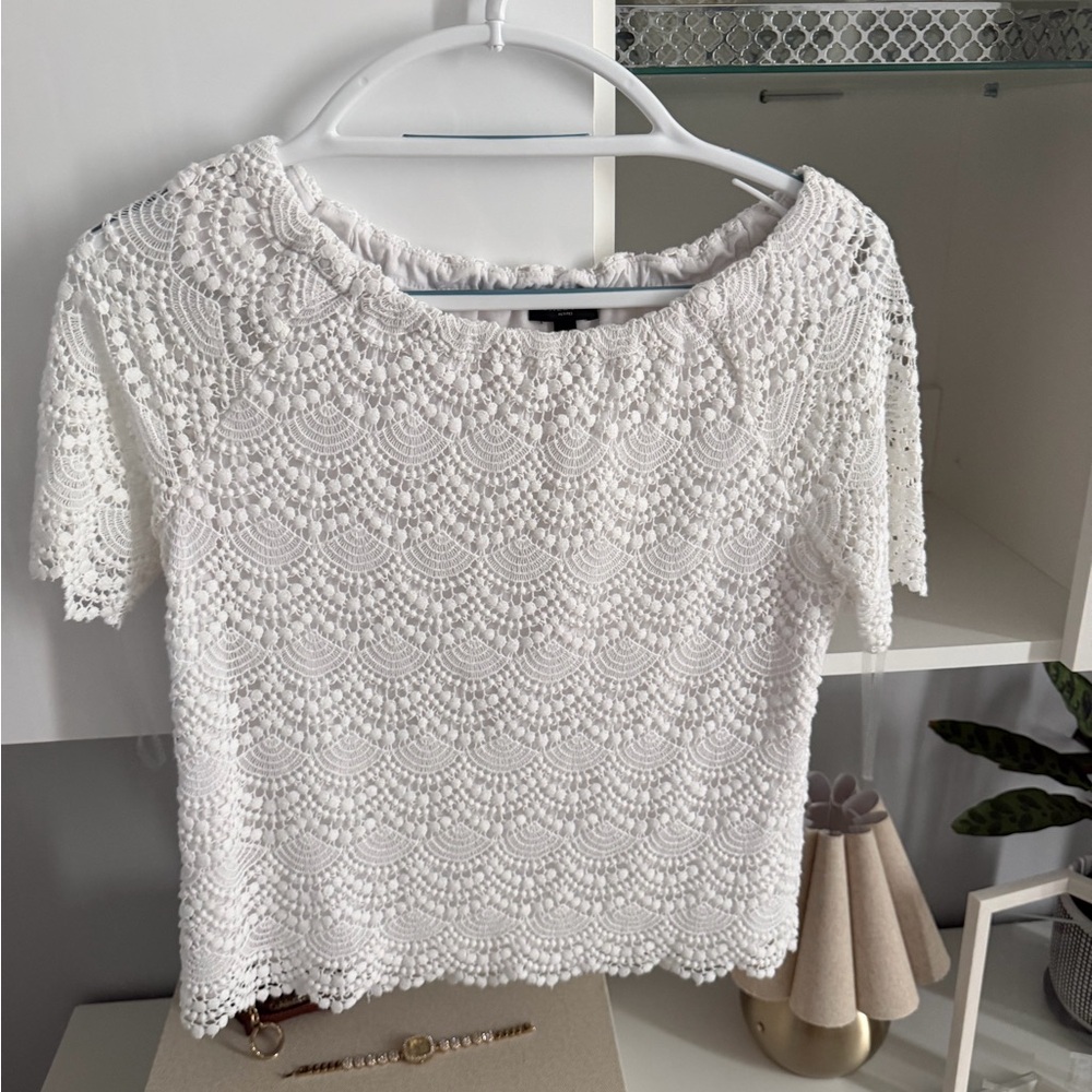 Ann Taylor White Crochet Lace Short Sleeve Top